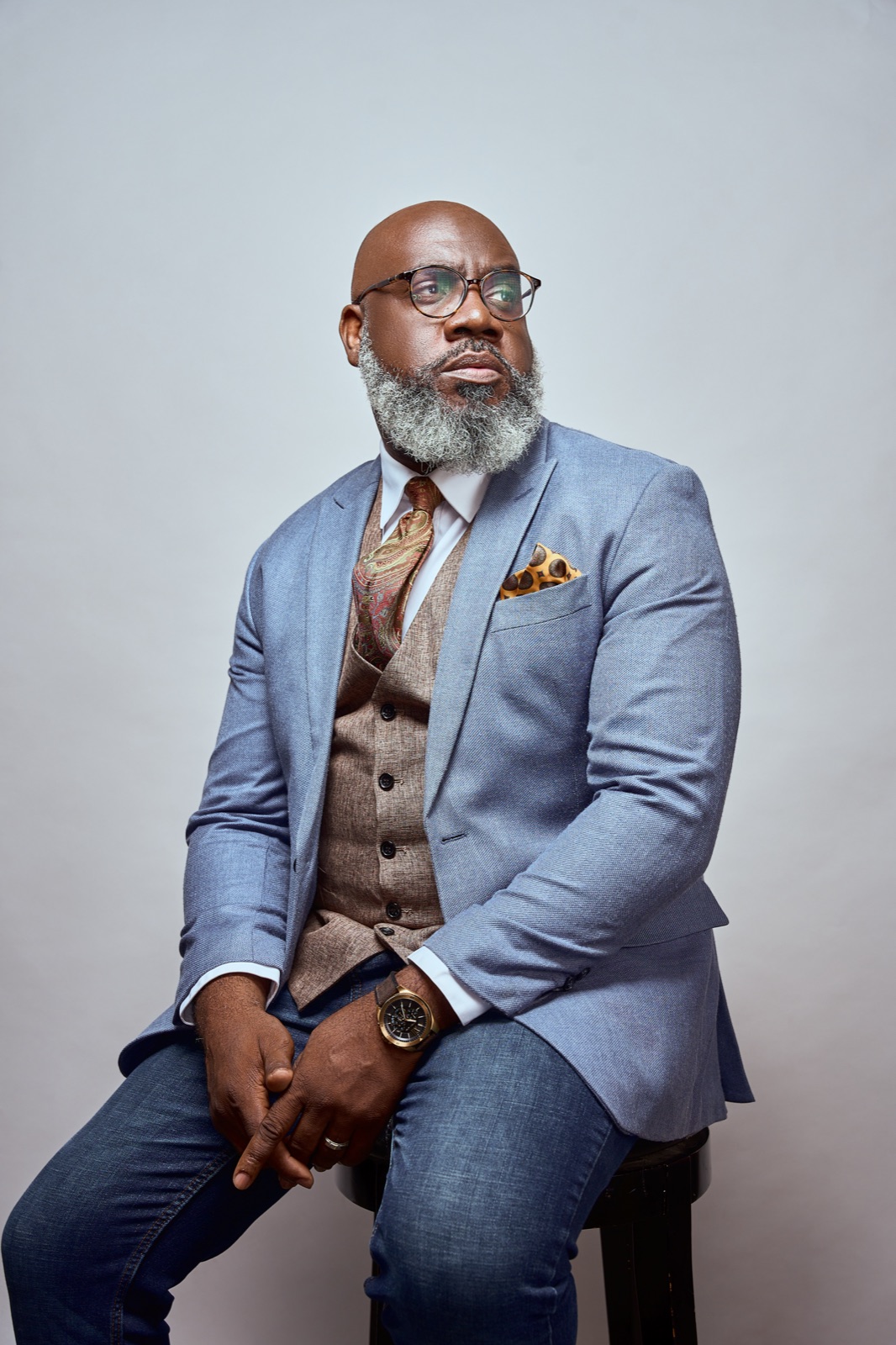 Irventz Garcon, host and officiant